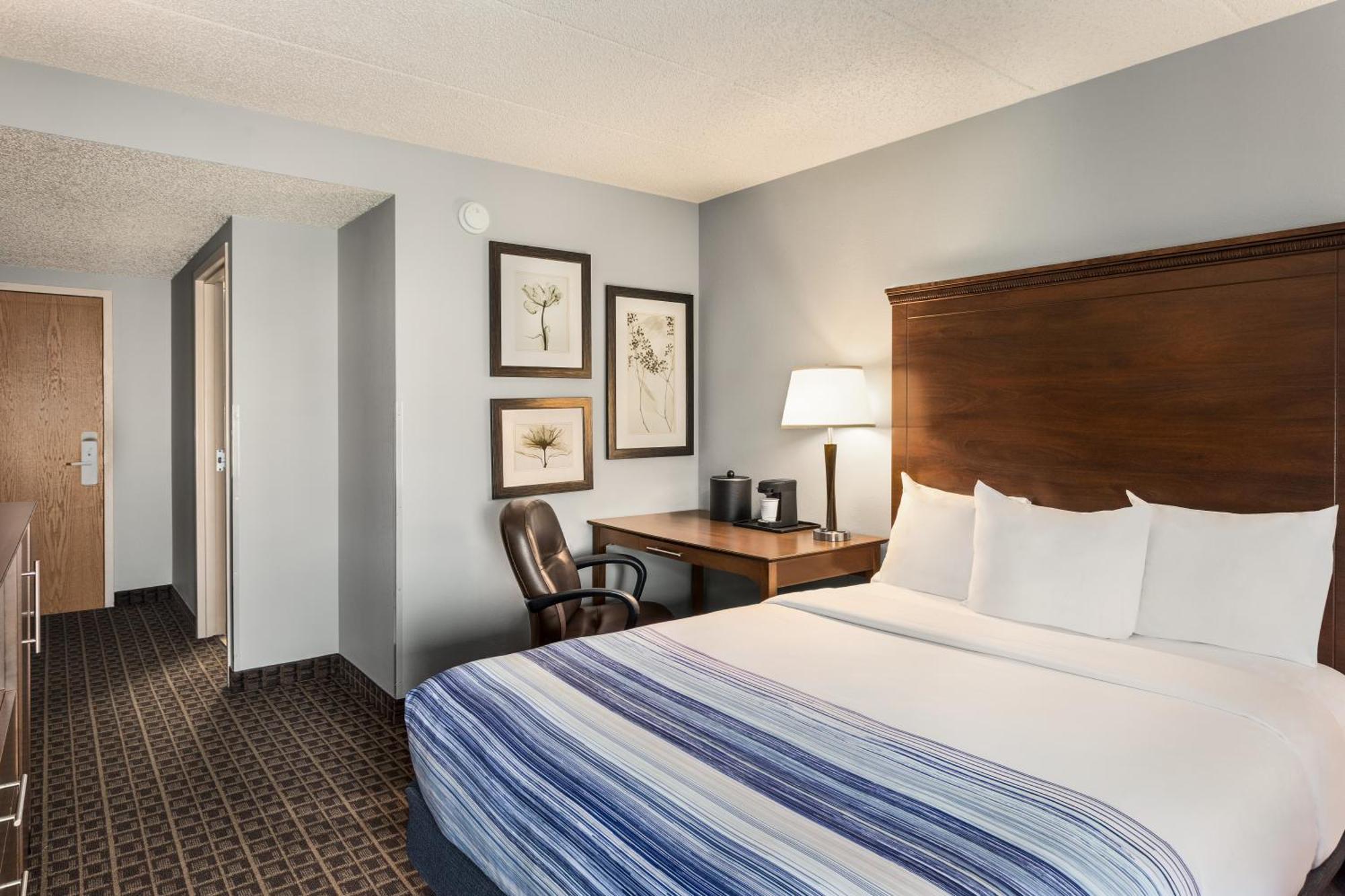 Americinn By Wyndham Madison West Extérieur photo